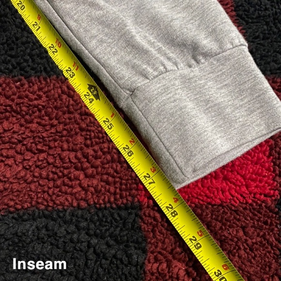 Peanuts Jogger Pants - Picture 7 of 8